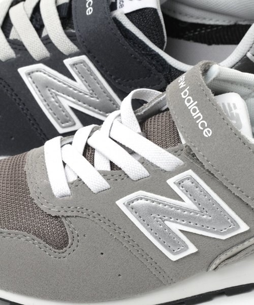 NEW BALANCE(ニューバランス)の「【キッズ】NEW BALANCE 996/808790(スニーカー・キッズ・ネイビー/グレー・22cm/23cm/17cm/18cm/19cm/20cm/21cm)」の11枚目の写真