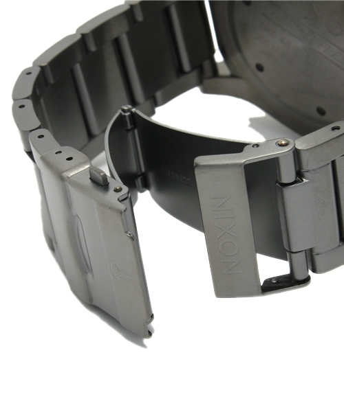 NIXON（ニクソン）の「THE 48-20 CHRONO（アナログ腕時計・レディース・ブラック系その他/ガンメタ/ブラック×シルバー/ゴールド系その他/その他/ブルー系その他/その他2/ブラック系その他2・FREE）」の13枚目の写真