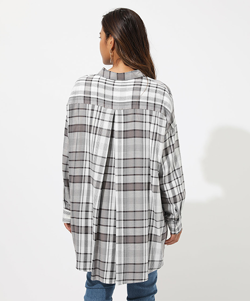 AZUL by moussy(アズールバイマウジー)の「CHECK SHIRT/チェックシャツ(シャツ/ブラウス・レディース・グレー系その他/ホワイト系その他/レッド系その他・FREE)」の7枚目の写真