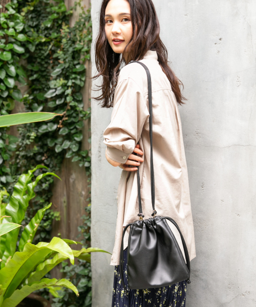 Global Work グローバルワーク のファッション Work Work グローバルワーク のハンドバッグ Puキンチャクバッグ をセール価格で購入できます Global ハンドバッグ セール Puキンチャクバッグ ハンドバッグ 専門店では