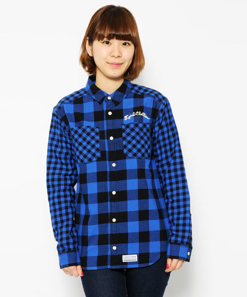 X-girl(エックスガール)の「BUFFALO PLAID SHIRT(シャツ/ブラウス・レディース・レッド/マルチ/ホワイト/ブルー・1/2)」の3枚目の写真