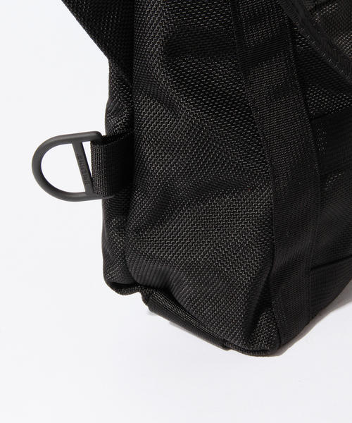 BRIEFING(ブリーフィング)の「BRIEFING×BEAMS PLUS / 別注 “Fleet Messenger Bag”(ショルダーバッグ・メンズ・ブラック/オリーブ・ONE SIZE)」の3枚目の写真