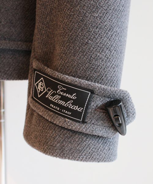 BEAUTY&YOUTH UNITED ARROWS（ビューティーアンドユースユナイテッドアローズ）の「BYBC ∵パイルメルトンショートダッフル/ネイビー・ダークグレー◆（ダッフルコート・レディース・ダークグレー/ネイビー・SMALL/MEDIUM）」の14枚目の写真