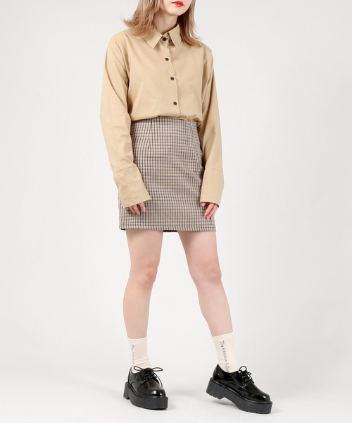 DING（ディング）の「DING/無地シャツ（シャツ/ブラウス・レディース・ベージュ/ホワイト/ブラック・FREE）」の15枚目の写真