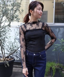 moment+�i���[�����g�v���X�j�́u�V�[�X���[�`���[�����[�X�{�g���l�b�N�v���I�[�o�[�i���̑��g�b�v�X�j�v