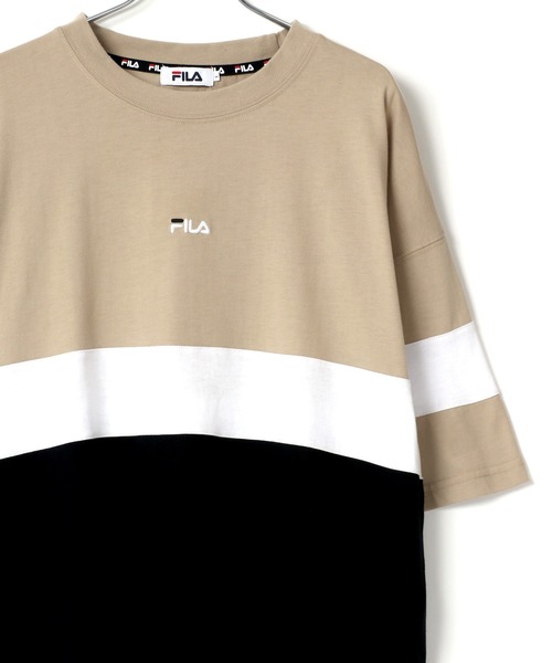 FILA(フィラ)の「FILA/フィラ オーバーサイズ ミニロゴ ワンポイント刺繍 半袖Tシャツ(Tシャツ/カットソー・メンズ・ホワイト/ブラック/ダークグリーン/ベージュ/パープル/パープル系その他/ホワイト系その他/ベージュ系その他2/ブラック系その他/ベージュ系その他/グリーン/ブルー/グリーン系その他/グレイッシュベージュ・LL/M/L)」の9枚目の写真
