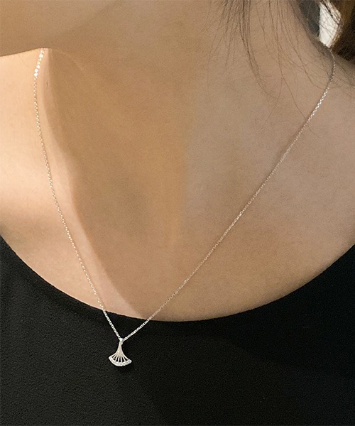 セール】扇モチーフのラインストーンネックレス 結婚式