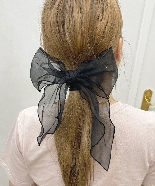 apres jour(アプレジュール)の「【apres jour×ARIAZ】オーガンジーヘアスカーフ(その他ヘアアクセサリー・レディース・ライトグレー/ベージュ/イエロー/ピンクベージュ/ダークブラウン/モカ/カーキ/ブラック・FREE)」の2枚目の写真
