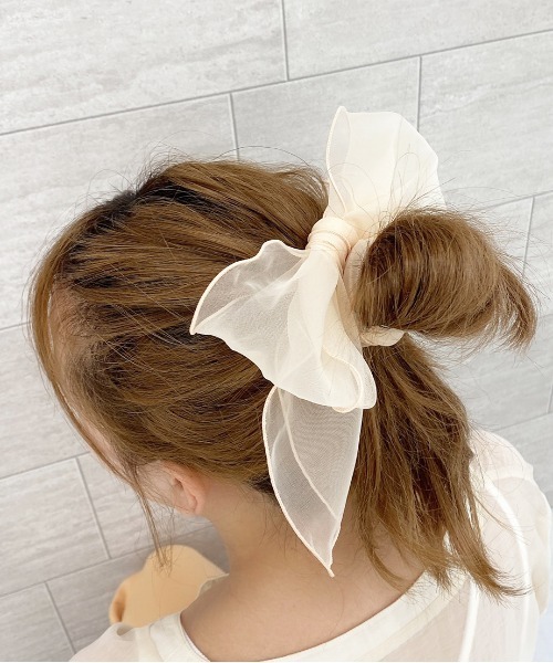 apres jour(アプレジュール)の「【apres jour×ARIAZ】オーガンジーヘアスカーフ(その他ヘアアクセサリー・レディース・ライトグレー/ベージュ/イエロー/ピンクベージュ/ダークブラウン/モカ/カーキ/ブラック・FREE)」の12枚目の写真