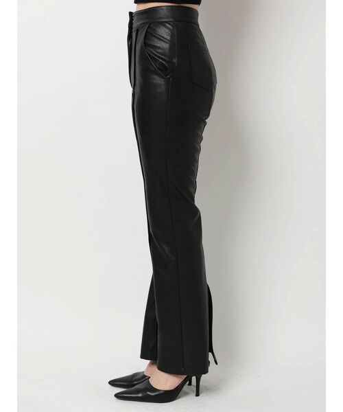 GYDA（ジェイダ）の「フェイクレザースリットフレアパンツ（その他パンツ・レディース・ブラック/ブラウン・SMALL/MEDIUM）」の20枚目の写真