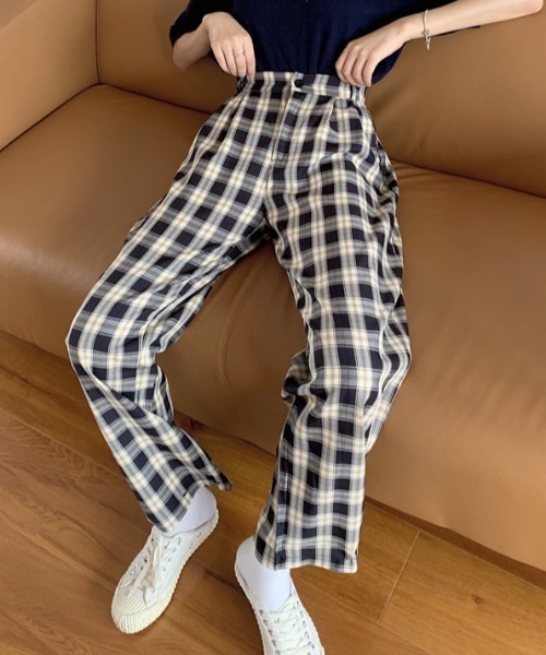 ABITOKYO（アビトーキョー）の「タック入り セミワイドチェックパンツ（その他パンツ・レディース・ホワイト/ブラック/ライトグリーン・S/M/L）」の6枚目の写真