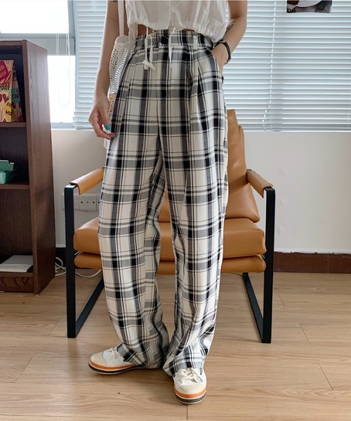 ABITOKYO（アビトーキョー）の「タック入り セミワイドチェックパンツ（その他パンツ・レディース・ホワイト/ブラック/ライトグリーン・S/M/L）」の15枚目の写真