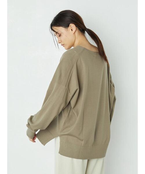 AMERICAN HOLIC（アメリカンホリック）の「モチフワVネックニットプルオーバー ＊●（ニット/セーター・レディース・ブラック/ブラウン/ブルー/アイボリー/マスタード/バーガンディー/グレイッシュベージュ・M/L）」の15枚目の写真