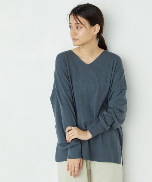 AMERICAN HOLIC（アメリカンホリック）の「モチフワVネックニットプルオーバー ＊●（ニット/セーター・レディース・ブラック/ブラウン/ブルー/アイボリー/マスタード/バーガンディー/グレイッシュベージュ・M/L）」の5枚目の写真