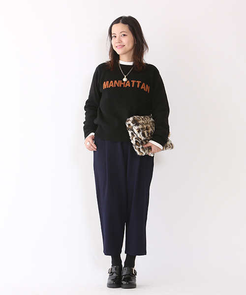 mystic（ミスティック）の「MANHATTANロゴ刺繍プルオーバー（ニット/セーター・レディース・アイボリー/ブラック/グレー・FREE）」の4枚目の写真