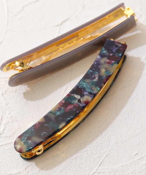 florist(フローリスト)の「滑り止めつきべっ甲柄バナナクリップ(バレッタ/ヘアクリップ・レディース・ベージュ/パープル/ブラウン/グレー/オフホワイト/オレンジ/トップグレー/バイオレット/キャメル/ブラウン系その他2/ダークネイビー/ブラック/ライトピンク/ネイビー・FREE)」の11枚目の写真