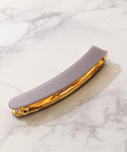 florist(フローリスト)の「滑り止めつきべっ甲柄バナナクリップ(バレッタ/ヘアクリップ・レディース・ベージュ/パープル/ブラウン/グレー/オフホワイト/オレンジ/トップグレー/バイオレット/キャメル/ブラウン系その他2/ダークネイビー/ブラック/ライトピンク/ネイビー・FREE)」の4枚目の写真