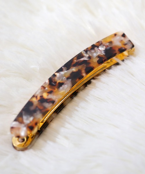 florist(フローリスト)の「滑り止めつきべっ甲柄バナナクリップ(バレッタ/ヘアクリップ・レディース・ベージュ/パープル/ブラウン/グレー/オフホワイト/オレンジ/トップグレー/バイオレット/キャメル/ブラウン系その他2/ダークネイビー/ブラック/ライトピンク/ネイビー・FREE)」の7枚目の写真