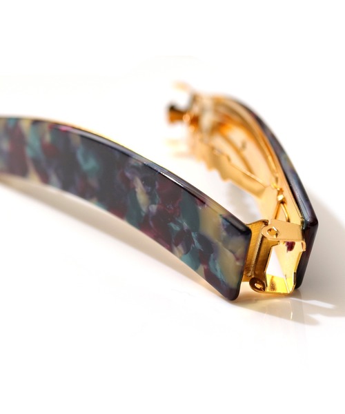 florist(フローリスト)の「滑り止めつきべっ甲柄バナナクリップ(バレッタ/ヘアクリップ・レディース・ベージュ/パープル/ブラウン/グレー/オフホワイト/オレンジ/トップグレー/バイオレット/キャメル/ブラウン系その他2/ダークネイビー/ブラック/ライトピンク/ネイビー・FREE)」の20枚目の写真