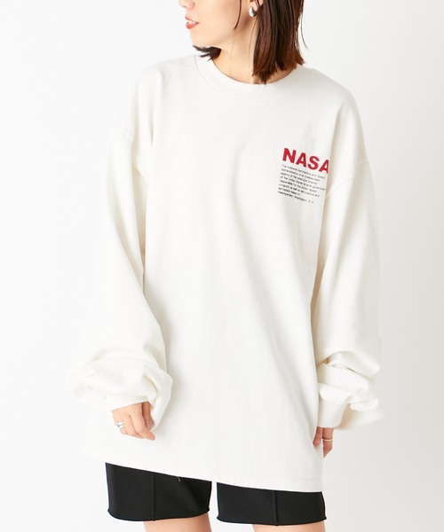 Chico（チコ）の「NASAバックロゴスウェット/ルーズスウェット（スウェット・レディース・アイボリー/グレー・FREE）」の11枚目の写真