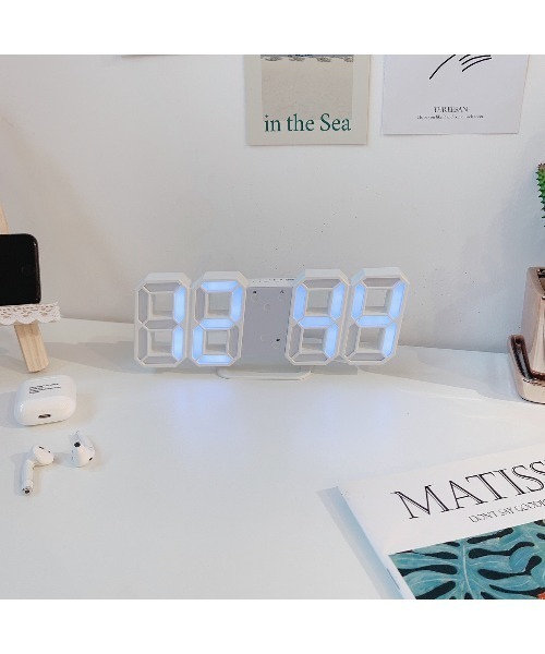 Port（ポート）の「LED デジタル 置時計 #（置時計・レディース・ホワイト・FREE）」の3枚目の写真