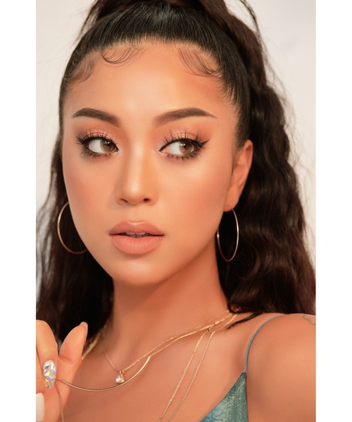 A'pieu（アピュー）の「【A'pieu/アピュー】フルショット　フルストーングリッター（アイシャドウ・レディース・No.1 BUY THE MOON/No.2 DIAMOND RUM/No.3 10 RINGS/No.4 GOLD CARPET/No.5 RENT THE SUN・FREE）」の19枚目の写真