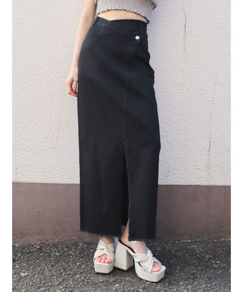 EMODA（エモダ）の「アシンメトリーリンクルスカート（スカート・レディース・ブラック/ブルー・SMALL/MEDIUM）」の2枚目の写真