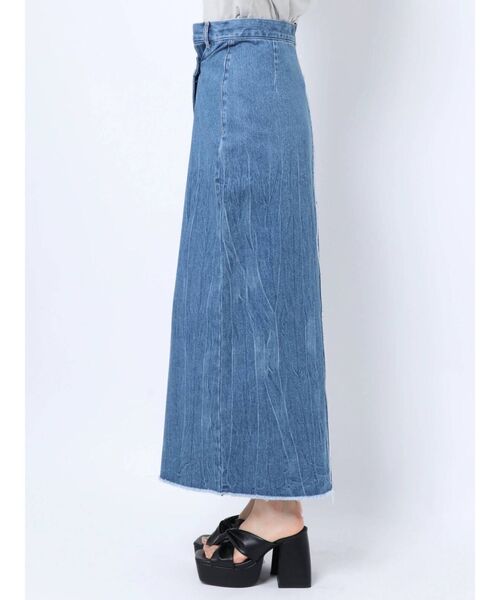 EMODA（エモダ）の「アシンメトリーリンクルスカート（スカート・レディース・ブラック/ブルー・SMALL/MEDIUM）」の10枚目の写真