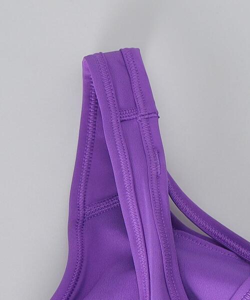 NIKE(ナイキ)の「<NIKE>SWASH BRA TOP/ブラトップ(その他アンダーウェア/インナー・レディース・ブラック/パープル・MEDIUM/SMALL/X-SMALL)」の9枚目の写真