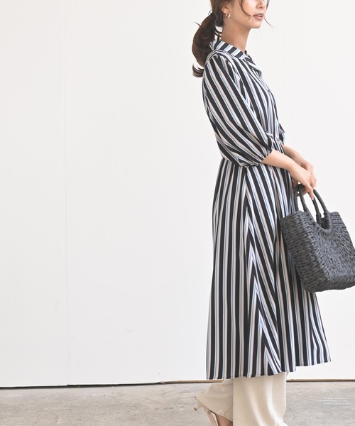 rps（アールピーエス）の「ボリューム袖開襟ワンピース（ワンピース・レディース・ブラック系その他2/ブルー/ブラック/アイボリー・M）」の21枚目の写真