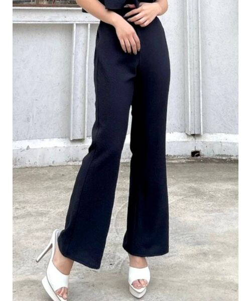 RESEXXY（リゼクシー）の「シャーリングパンツ【セットアップ着用可能】（その他パンツ・レディース・ホワイト/ブラック/ベージュ・FREE）」の3枚目の写真