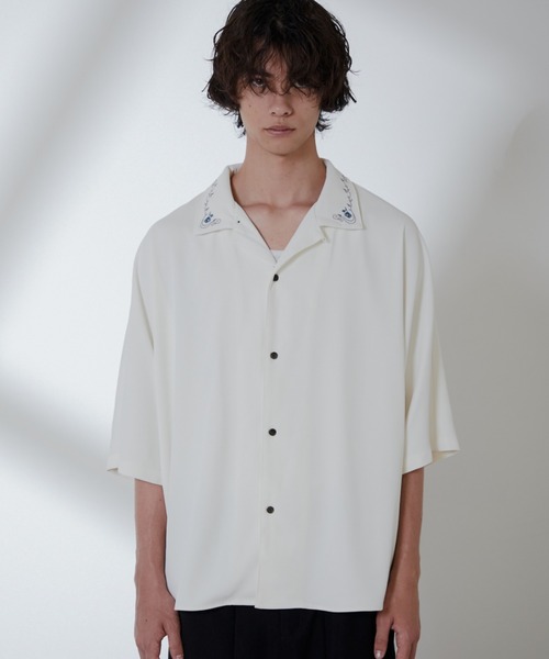 Loose/ルース(ルース)の「ドレープトロミ ドルマン刺繍シャツ(シャツ/ブラウス・メンズ・ホワイト/ブラック・S/M/L)」の22枚目の写真