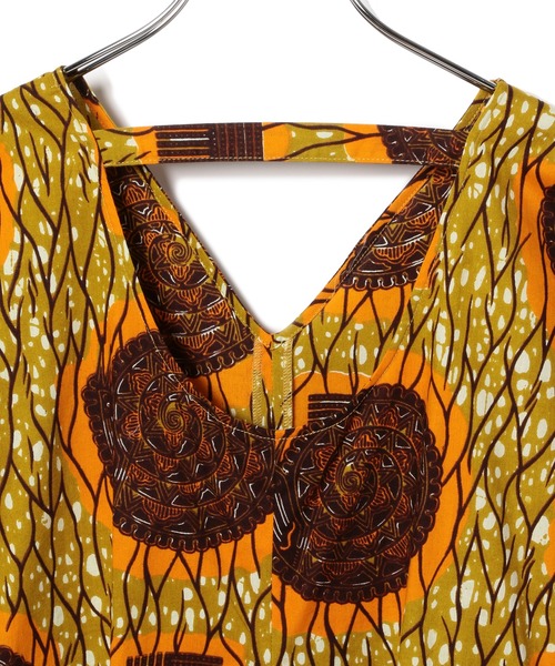 ADAM ET ROPE'（アダムエロペ）の「アフリカンプリントワンピース（ワンピース・レディース・ブラウン/マスタード・FREE）」の15枚目の写真