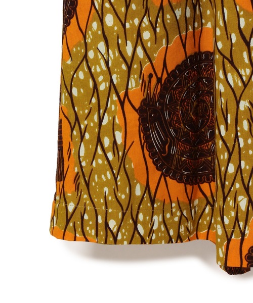 ADAM ET ROPE'（アダムエロペ）の「アフリカンプリントワンピース（ワンピース・レディース・ブラウン/マスタード・FREE）」の17枚目の写真