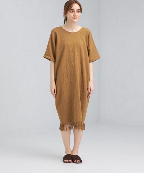green label relaxing（グリーンレーベルリラクシング）の「[ エムワイエー ] SC MYA フリンジ カフタン ワンピース（ワンピース・レディース・オフホワイト/モカ・FREE）」の5枚目の写真
