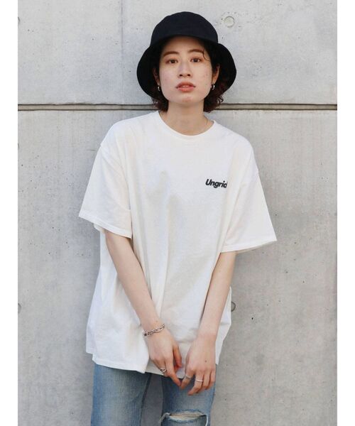 Ungrid（アングリッド）の「【10周年限定】UngridバッグロゴデザインTee（Tシャツ/カットソー・レディース・ブルー/チャコールグレー/オフホワイト・FREE）」の2枚目の写真
