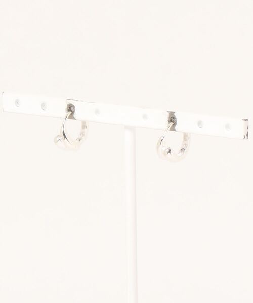 Jenny BY IMMANOEL(ジェニーバイイマノエル)の「silver925 オーバーラップピアス(ピアス(両耳用)・レディース・シルバー/ゴールド/ピンクゴールド・FREE)」の12枚目の写真