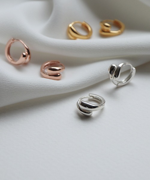 Jenny BY IMMANOEL(ジェニーバイイマノエル)の「silver925 オーバーラップピアス(ピアス(両耳用)・レディース・シルバー/ゴールド/ピンクゴールド・FREE)」の8枚目の写真