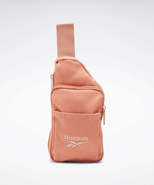 Reebok（リーボック）の「クラシックス ファウンデーション スモール スリングバッグ / Classics Foundation Small Sling Bag /（ボディバッグ/ウエストポーチ・メンズ・ブラック/ブルー/アーミー/スカイブルー/ピンク系その他・FREE）」の5枚目の写真