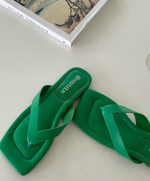 SMILE ORCHID（スマイルオーキッド）の「スクエアトゥトングサンダル（サンダル・レディース・ホワイト/ブラック/グリーン/レオパード/パイソン・38/39/37）」の6枚目の写真