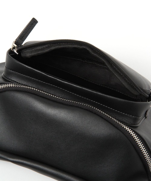 LAKOLE（ラコレ）の「フロントポケットフェイクレザーボディバッグ / 952109（ボディバッグ/ウエストポーチ・メンズ・ブラウン系その他/ブラック・FREE）」の14枚目の写真