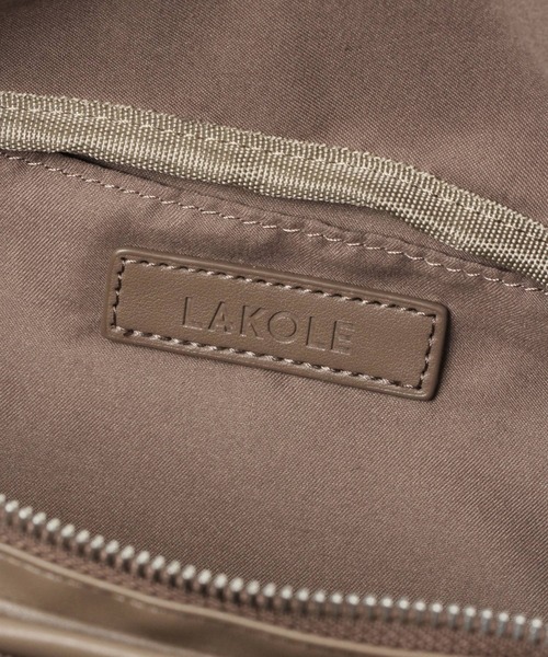 LAKOLE（ラコレ）の「フロントポケットフェイクレザーボディバッグ / 952109（ボディバッグ/ウエストポーチ・メンズ・ブラウン系その他/ブラック・FREE）」の20枚目の写真