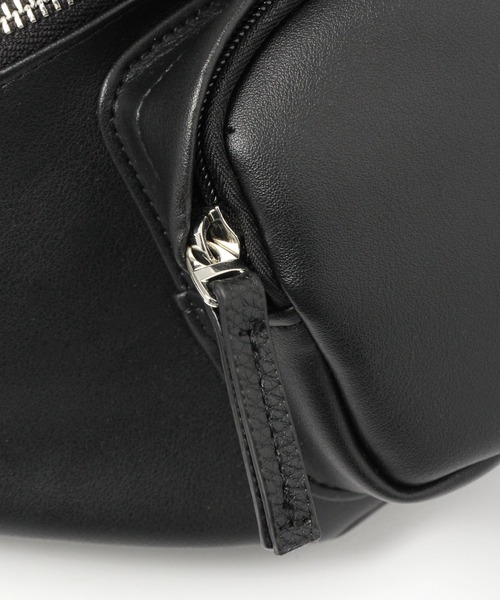 LAKOLE（ラコレ）の「フロントポケットフェイクレザーボディバッグ / 952109（ボディバッグ/ウエストポーチ・メンズ・ブラウン系その他/ブラック・FREE）」の10枚目の写真