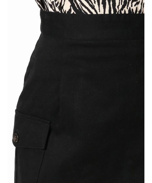 EVRIS（エヴリス）の「パッチポケットトラップミニスカート（スカート・レディース・カーキ/ブラック/アイボリー・MEDIUM/SMALL）」の12枚目の写真