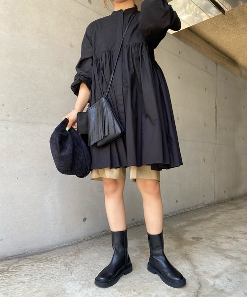 DouDou(ドゥドゥ)の「ボリュームギャザーチュニックブラウス(シャツ/ブラウス・レディース・オフホワイト/ブラック/グリーン・FREE)」の9枚目の写真