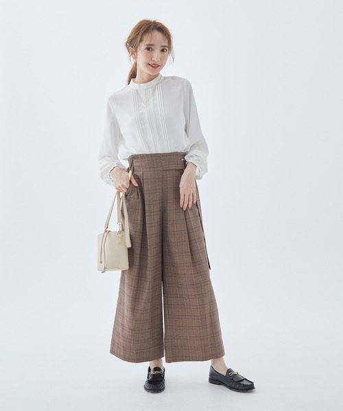 Fabulous Angela(ファビュラスアンジェラ)の「レースピンタックブラウス(シャツ/ブラウス・レディース・ブラック/オフホワイト/ブラウン・FREE)」の6枚目の写真