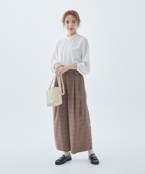 Fabulous Angela(ファビュラスアンジェラ)の「レースピンタックブラウス(シャツ/ブラウス・レディース・ブラック/オフホワイト/ブラウン・FREE)」の10枚目の写真