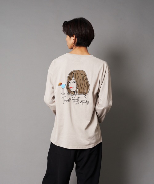 JEANS MATE(ジーンズメイト)の「USAコットン100%使用バック刺繍ロンT ワンポイントロゴTシャツ(Tシャツ/カットソー・メンズ・ホワイト/ダークグリーン/ベージュ/スミクロ・MEDIUM/LARGE/X-LARGE)」の1枚目の写真
