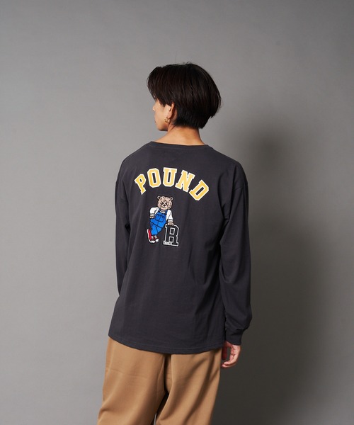 JEANS MATE(ジーンズメイト)の「USAコットン100%使用バック刺繍ロンT ワンポイントロゴTシャツ(Tシャツ/カットソー・メンズ・ホワイト/ダークグリーン/ベージュ/スミクロ・MEDIUM/LARGE/X-LARGE)」の3枚目の写真