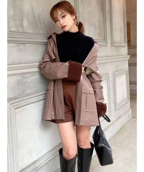 RESEXXY（リゼクシー）の「フェイクレザーミディコート（その他アウター・レディース・ブラック/モカ・FREE）」の4枚目の写真